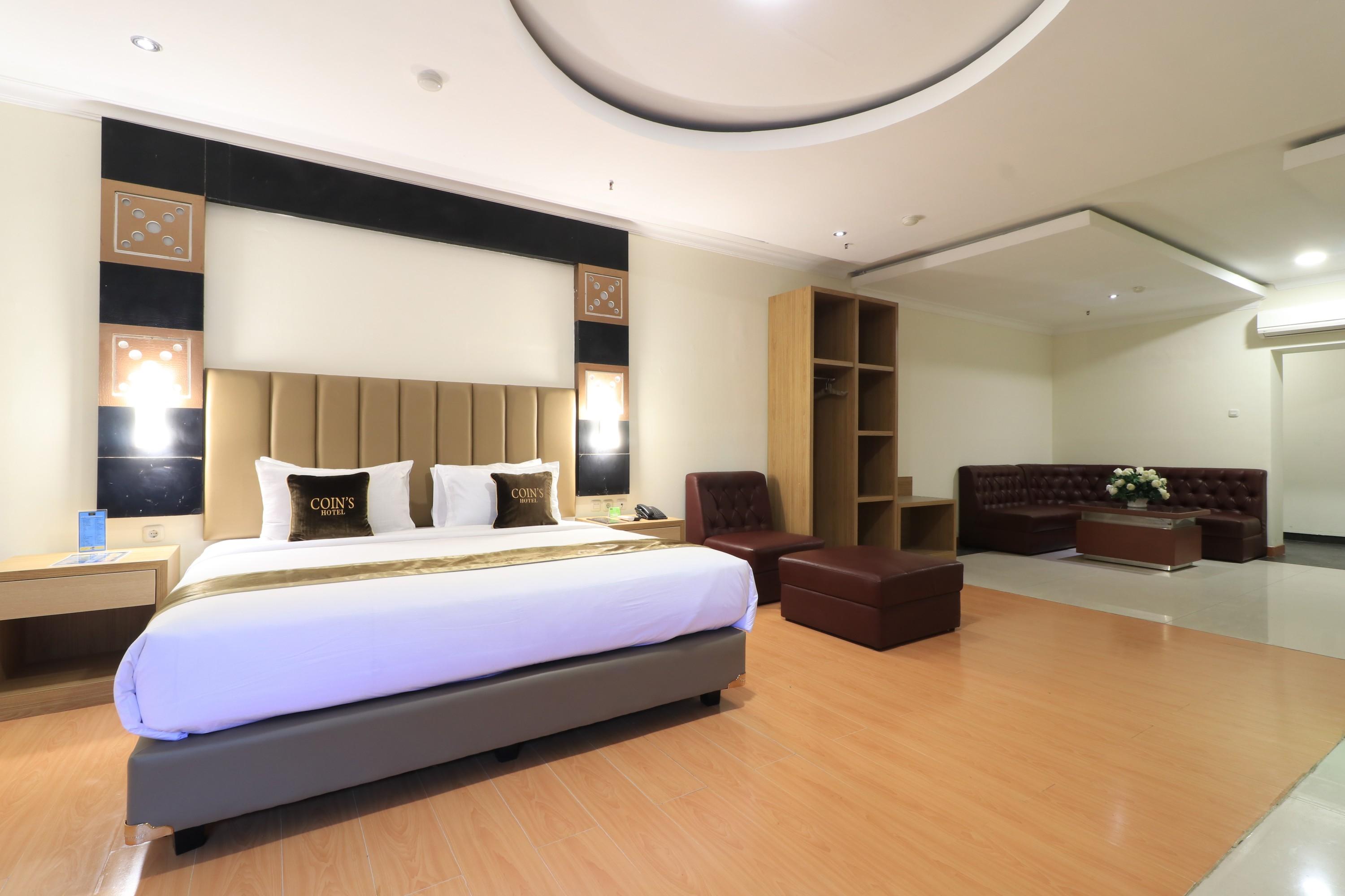 Coins Hotel Jakarta Exterior photo